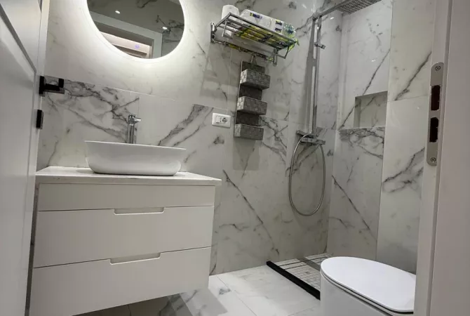 Shtepi me qera Apartament ne Tirane, 2+1, Mobilimi E mobiluar, Pagesa 800  Euro.