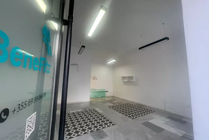 Business Property for Rent 1+1 in Tirana - 400 Euro