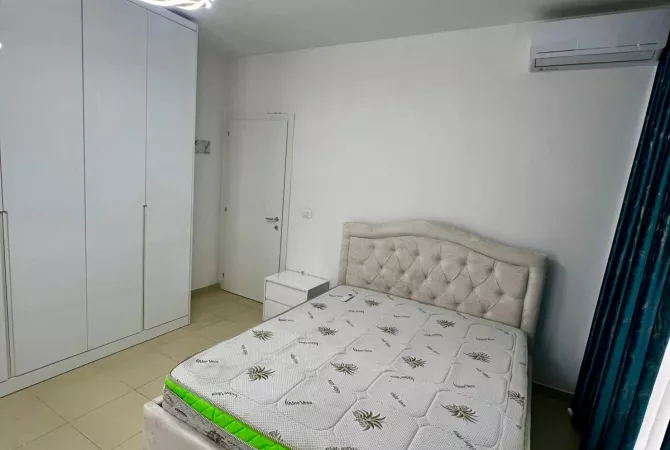 Shtepi me qera Apartament ne Tirane, 2+1, Mobilimi E mobiluar, Pagesa 650  Euro.