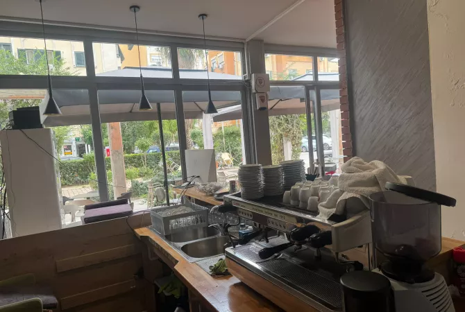 Business Property for Rent 2+1 in Tirana - 1,000 Euro