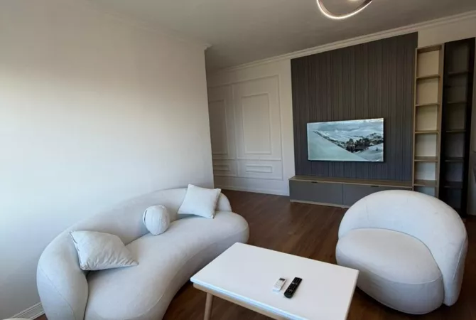 Shitet Apartament 2+1+ verande te Shkembi Kavajes.