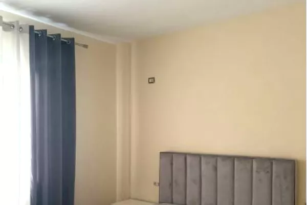 Shtepi me qera Apartament ne Tirane, 2+1, Mobilimi E mobiluar, Pagesa 600  Euro.