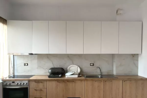 Jepet me qera Apatament 2+1 Tek Rruga e Elbasanit