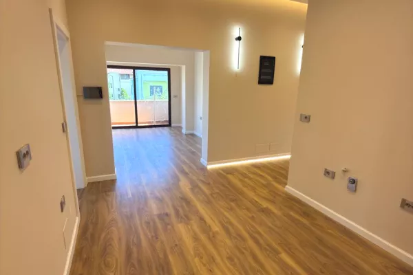 Jepet me qera kati i 3 i nje vile private te Vilat Gjermane. 