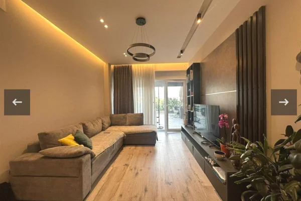 House for Sale 3+1 in Tirana - 370,000 Euro