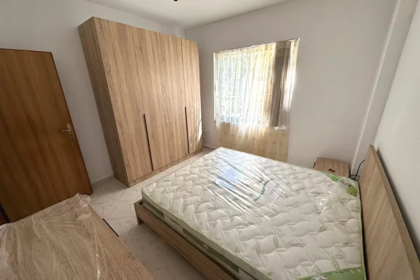 Shtepi me qera Apartament ne Tirane, 2+1, Mobilimi E mobiluar, Pagesa 380  Euro.