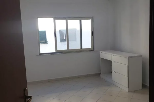 Shtepi me qera Apartament ne Tirane, 2+1, Mobilimi E mobiluar, Pagesa 30,000  Leke.