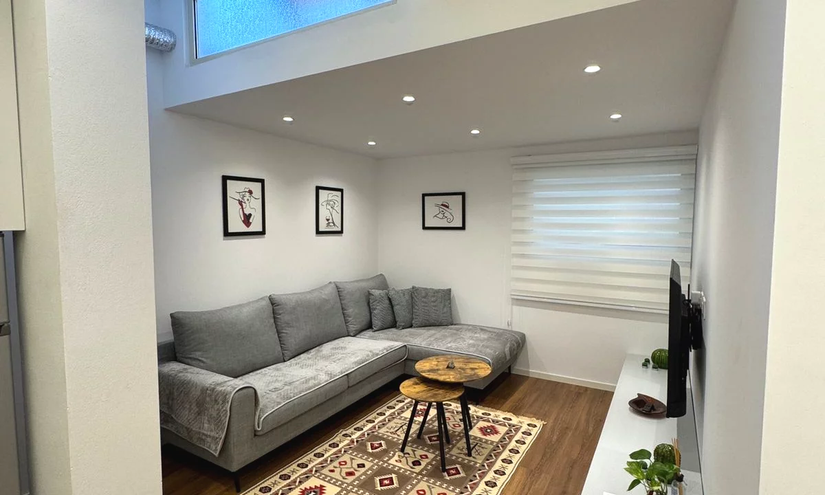 Appartamento in affitto a Tirana 1+1, Arredato