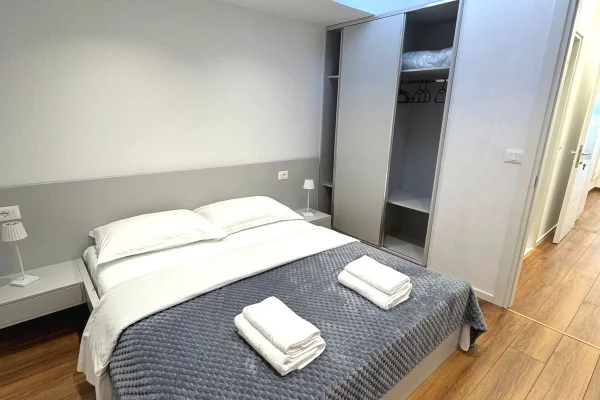 Appartamento in affitto a Tirana 1+1, Arredato