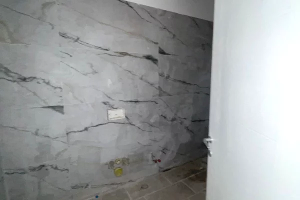 Apartment for sale in Tirana 2+1, Emty