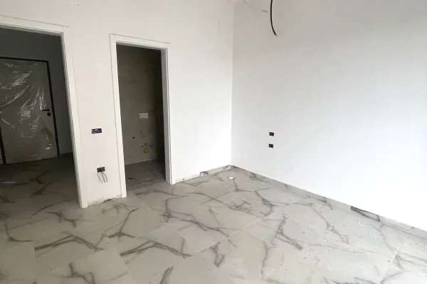 Apartment for sale in Tirana 2+1, Emty