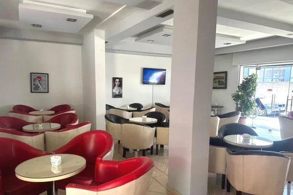 Business Property for Rent 2+1 in Tirana - 1,500 Euro