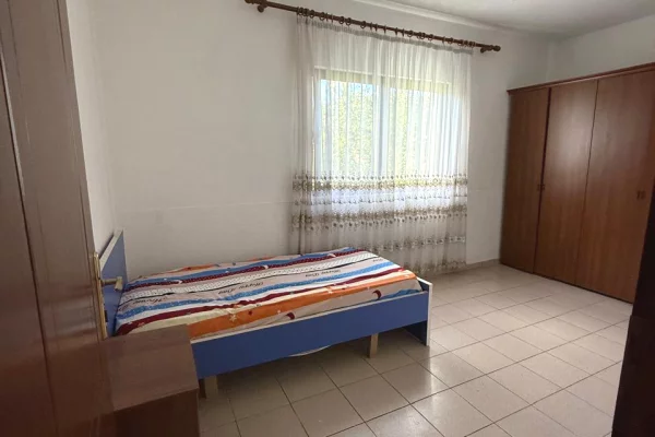 Shtepi me qera 3+1 ne Tirane - 600 Euro