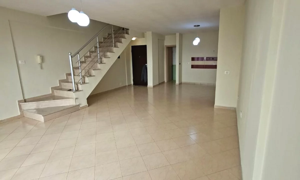 Duplex (2 storey house) for sale in Tirana 3+1, Furnished