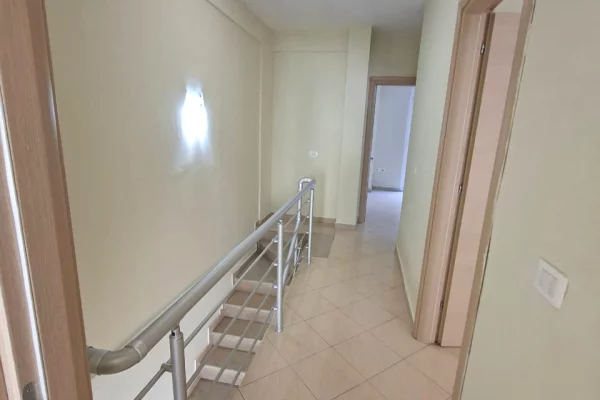 Duplex (2 storey house) for sale in Tirana 3+1, Furnished