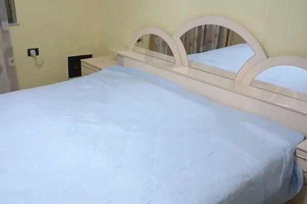 Shtepi me qera Apartament ne Tirane, 2+1, Mobilimi E mobiluar, Pagesa 60,000  Leke.