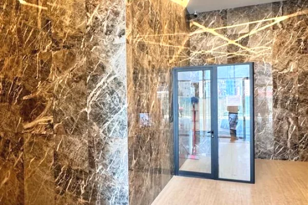 Jepet apartament me qera 2+1+2 Te Fusha Aviacionit 