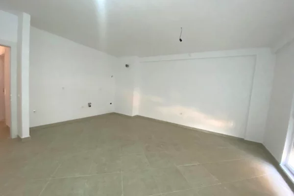 Shitet Apartament 2+1 ne Selite