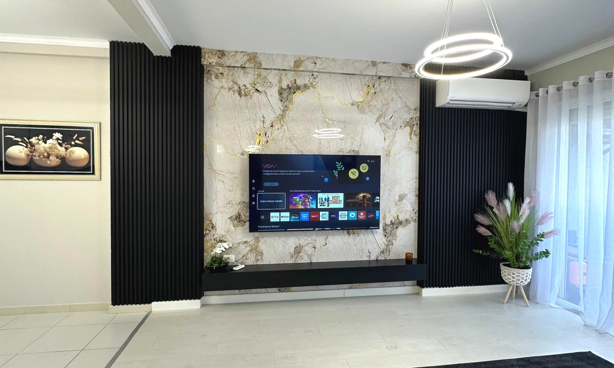 Shtepi ne shitje Apartament ne Tirane, 2+1, Mobilimi Bosh, pa mobiluar, Pagesa 155,000  Euro.