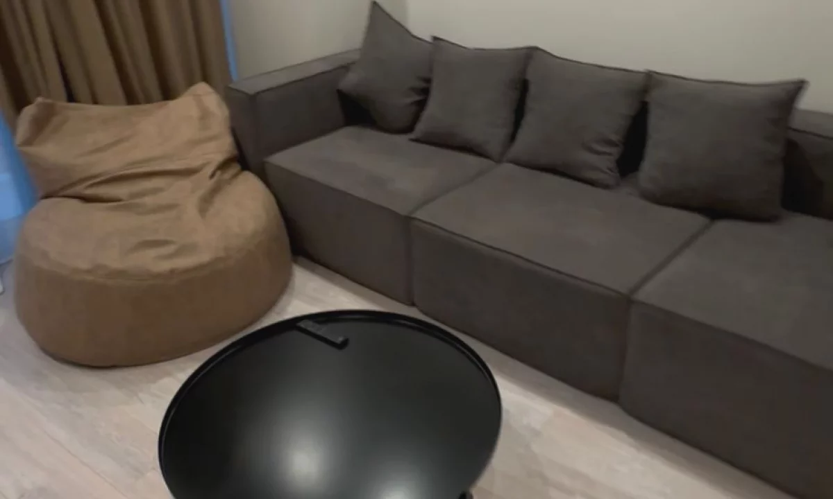 Shtepi me qera Apartament ne Tirane, 1+1, Mobilimi E mobiluar, Pagesa 1,500  Euro.