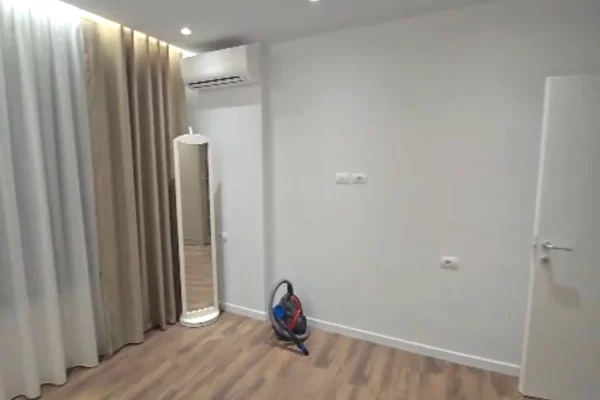 Appartamento in affitto a Tirana 2+1, Arredato