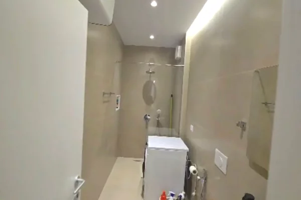 Appartamento in affitto a Tirana 2+1, Arredato