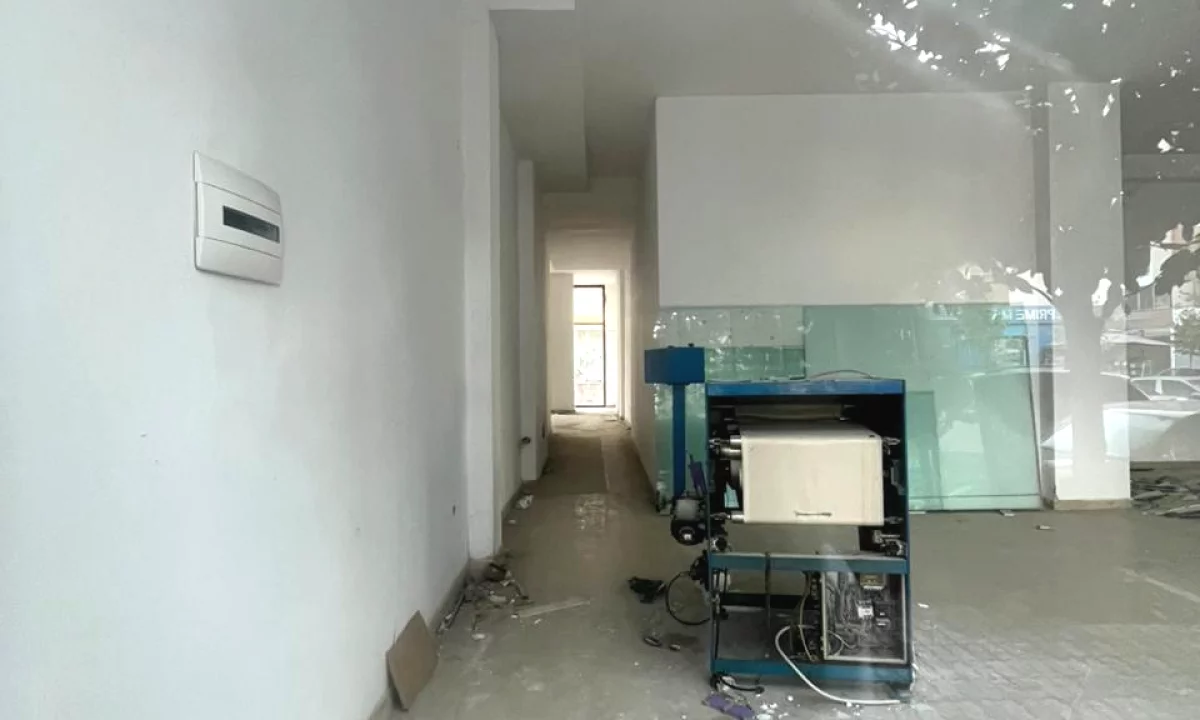 Jepet Ambient me qera ne Astir  