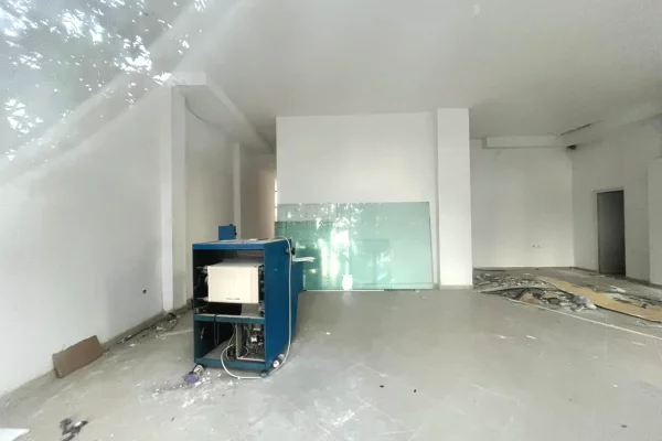 Jepet Ambient me qera ne Astir  