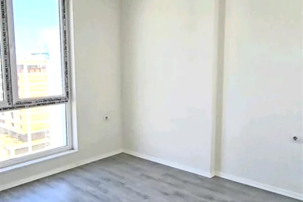 Jepet apartament 3+1 ne rezidencen Univers City