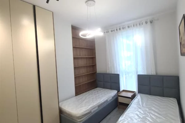 Shtepi me qera Apartament ne Tirane, 2+1, Mobilimi E mobiluar, Pagesa 550  Euro.