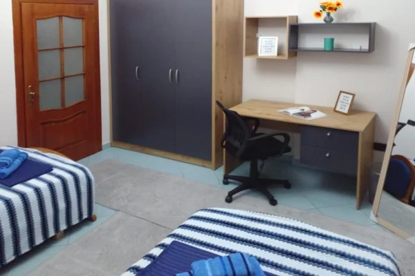 Appartamento in affitto a Tirana 3+1, Vuoto