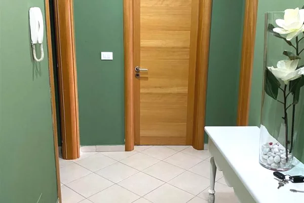 Appartamento in vendita a Tirana 2+1, Vuoto