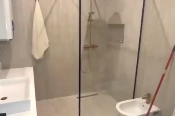 Shtepi me qera Apartament ne Tirane, 2+1, Mobilimi E mobiluar, Pagesa 1,400  Euro.