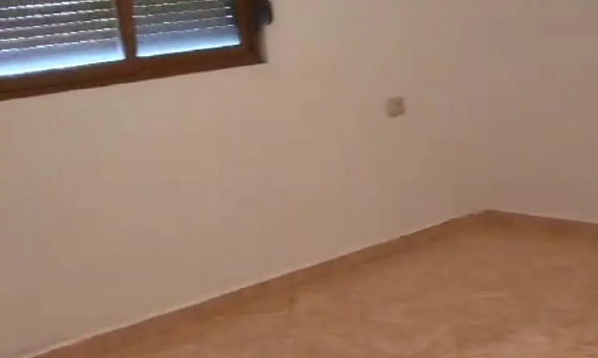 Shtepi me qera Shtepi Private ne Tirane, 2+1, Mobilimi E mobiluar, Pagesa 450  Euro.