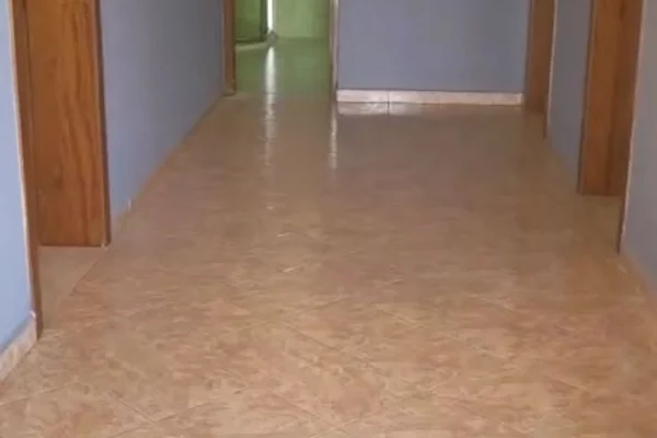 Shtepi me qera Shtepi Private ne Tirane, 2+1, Mobilimi E mobiluar, Pagesa 450  Euro.