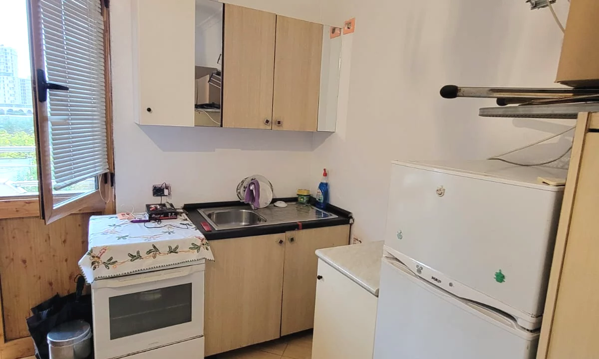 Shtepi me qera Apartament ne Tirane, Garsoniere, Mobilimi E mobiluar, Pagesa 30,000  Leke.