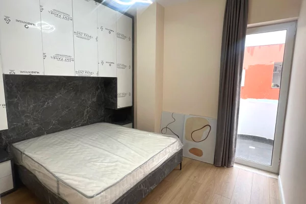 Appartamento in vendita a Tirana 2+1, Arredato