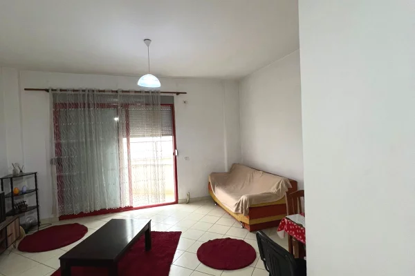 Shtepi me qera Apartament ne Tirane, 1+1, Mobilimi E mobiluar, Pagesa 35,000  Leke.