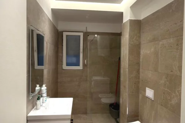 Apartment for rent in Tirana 1+1, Emty