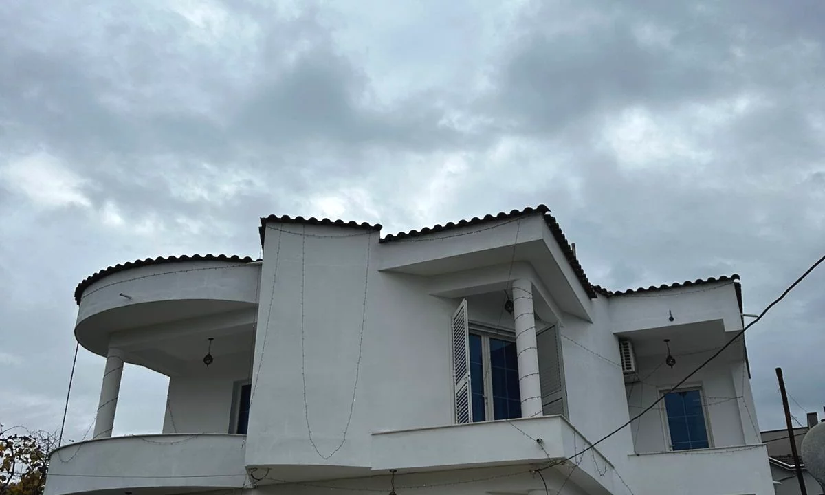 Shtepi me qera Apartament ne Tirane, 2+1, Mobilimi E mobiluar, Pagesa 350  Euro.