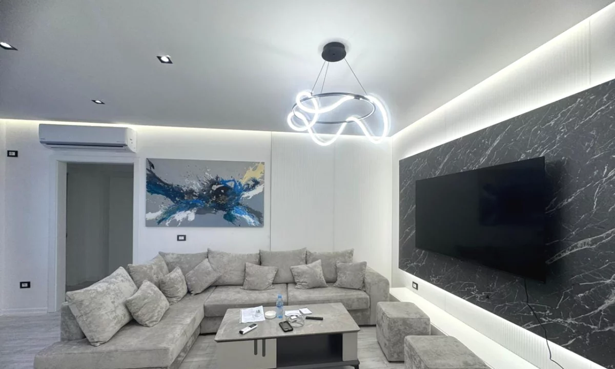 Shtepi me qera Apartament ne Tirane, 3+1, Mobilimi E mobiluar, Pagesa 1,500  Euro.