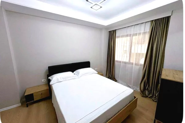 Shtepi me qera Apartament ne Tirane, 2+1, Mobilimi E mobiluar, Pagesa 800  Euro.