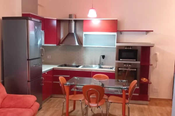 Jepet me qera Apartament 1+1 tek 21 Dhjetori