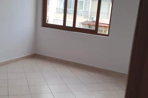 House for Rent 2+1 in Tirana - 35,000 Leke