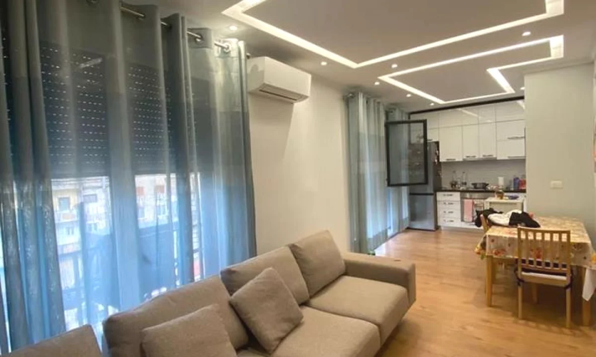 Shtepi me qera Apartament ne Tirane, 1+1, Mobilimi E mobiluar, Pagesa 60,000  Leke.