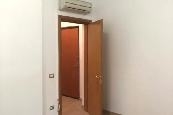 Jepet me qera ambient zyre Te Zogu I zi