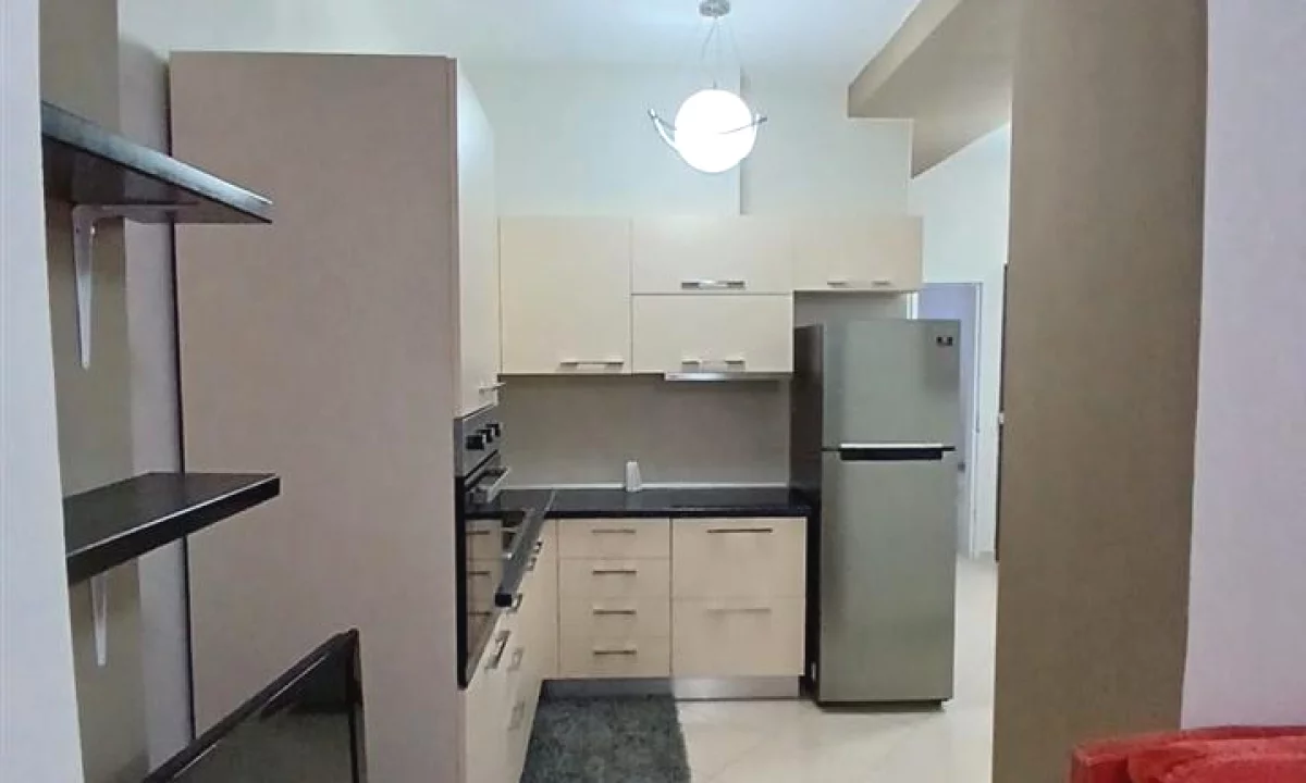 Shtepi me qera Apartament ne Tirane, 1+1, Mobilimi E mobiluar, Pagesa 40,000  Leke.