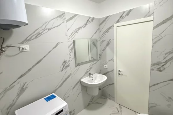 Shtepi me qera Apartament ne Tirane, 2+1, Mobilimi E mobiluar, Pagesa 700  Euro.