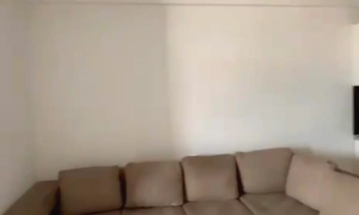 Shtepi ne shitje Apartament ne Tirane, 2+1, Mobilimi Pjeserisht e mobiluar, Pagesa 90,000,000  Leke.