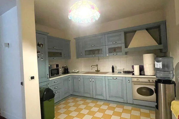 Shtepi ne shitje 3+1 ne Tirane - 470,000 Euro